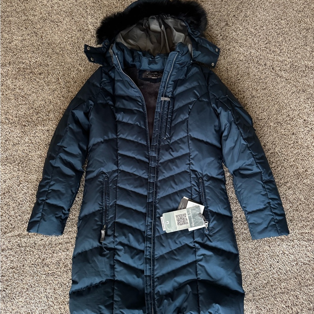 Women's New Eddie Bauer Navy Quilted Coat with Hood